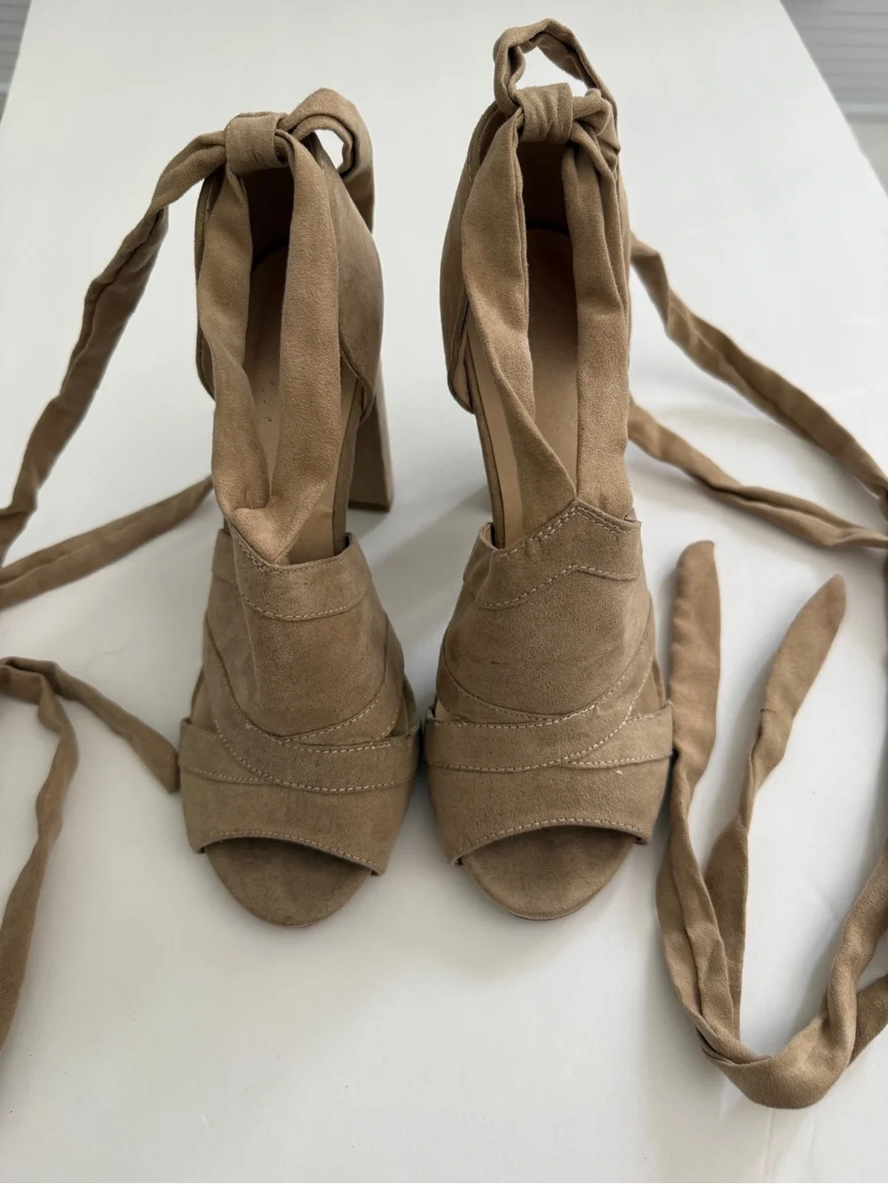 Dollhouse elegant taupe